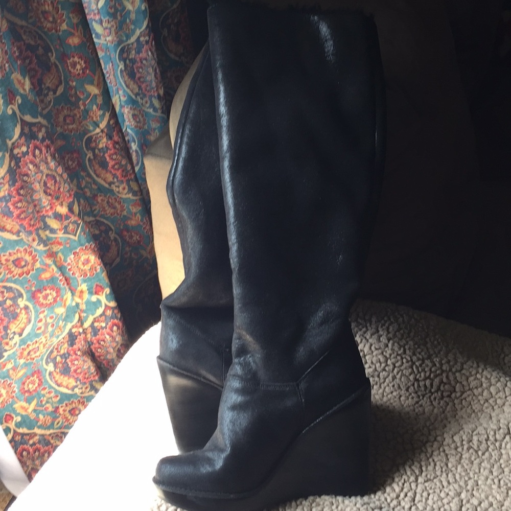 Michael kors black fur lined leather boots